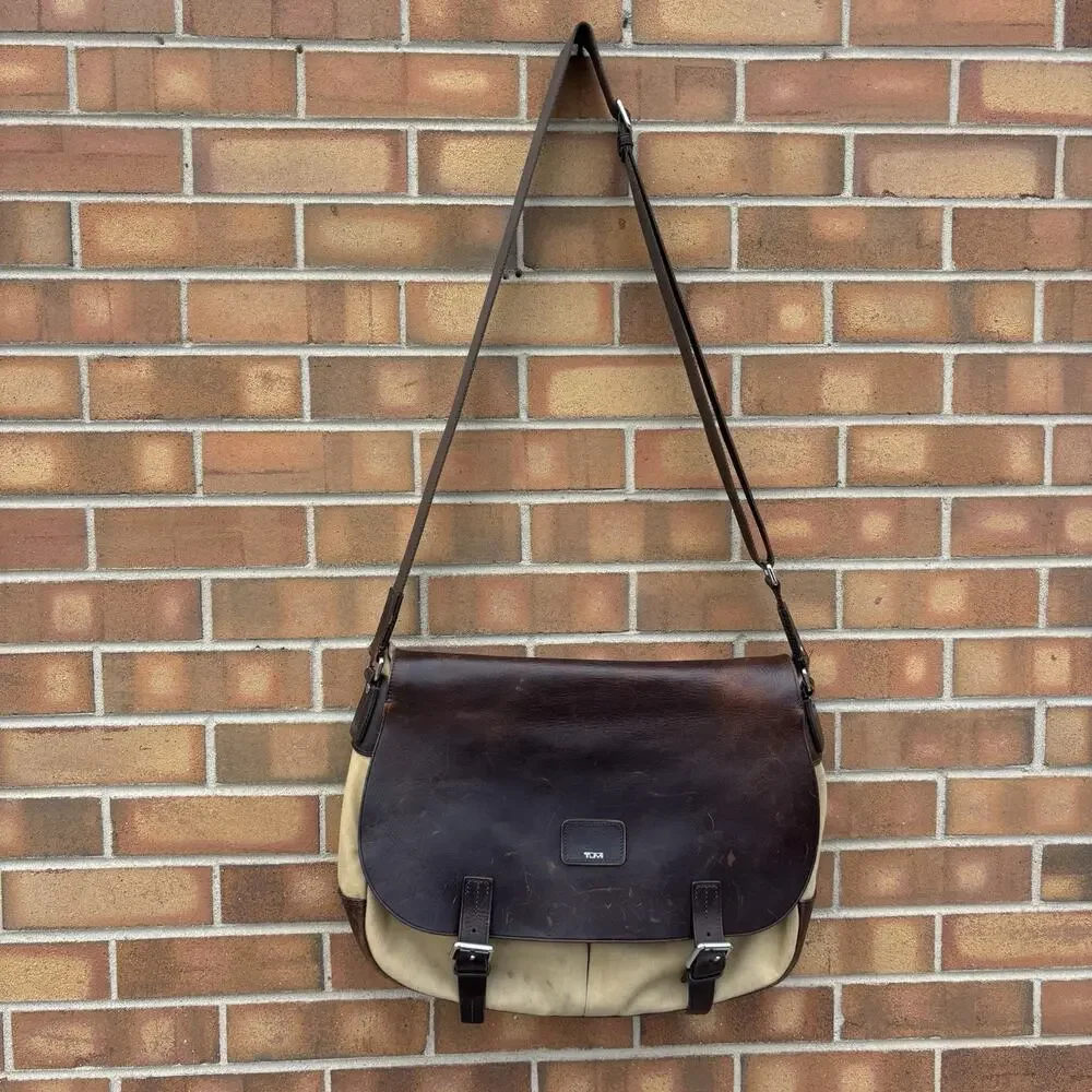 Vintage TUMI TownHouse Wilton Messenger Bag Khaki Leather Canvas 24270KH Worn